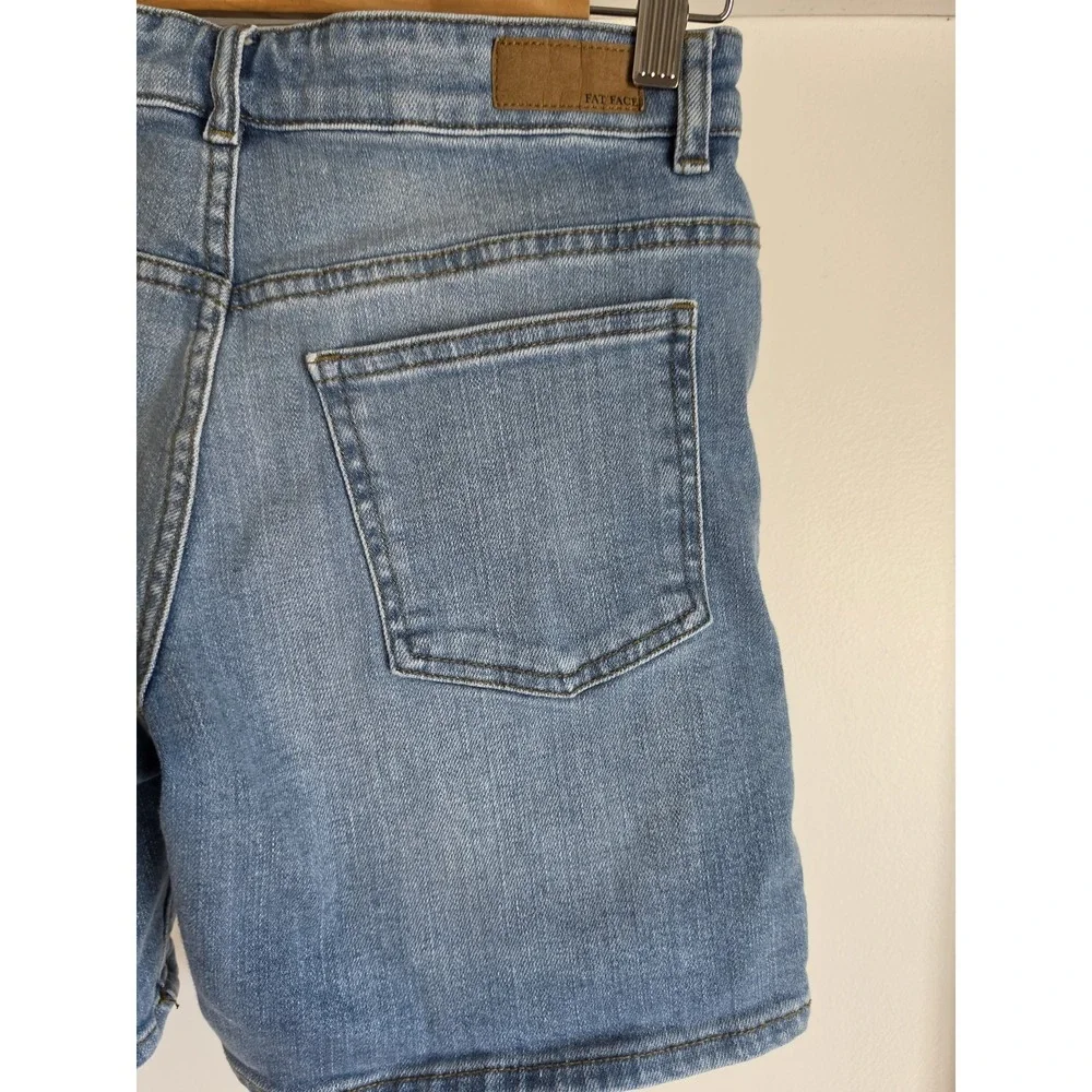 Fat Face Women's Shorts Size 6 Blue Solid Casual Cotton Chino Bermuda